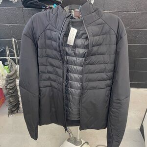 lululemon athletica Men's Dark Puffer Jacket